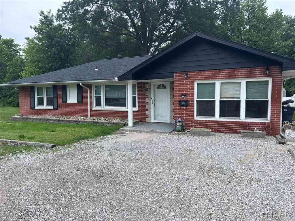 Homes For Sale - 1814 N Belt<br/> Saint Clair County, Belleville, IL 62221