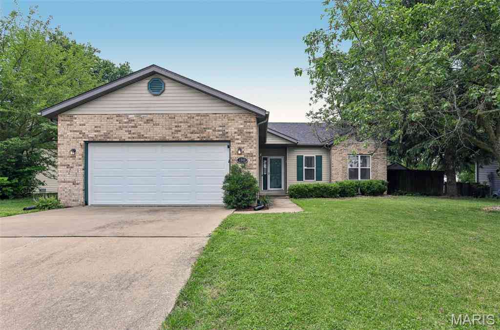 Homes For Sale - 1343 Terrace Green Lane<br/> Saint Clair County, O'Fallon, IL 62269