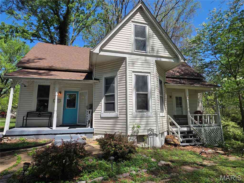Homes For Sale - 3318 Putnam Avenue<br/> Saint Clair County, Belleville, IL 62226