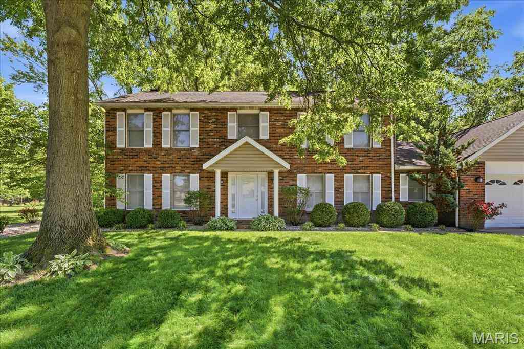 Homes For Sale - 10 Sagebrush Drive<br/> Saint Clair County, Belleville, IL 62221