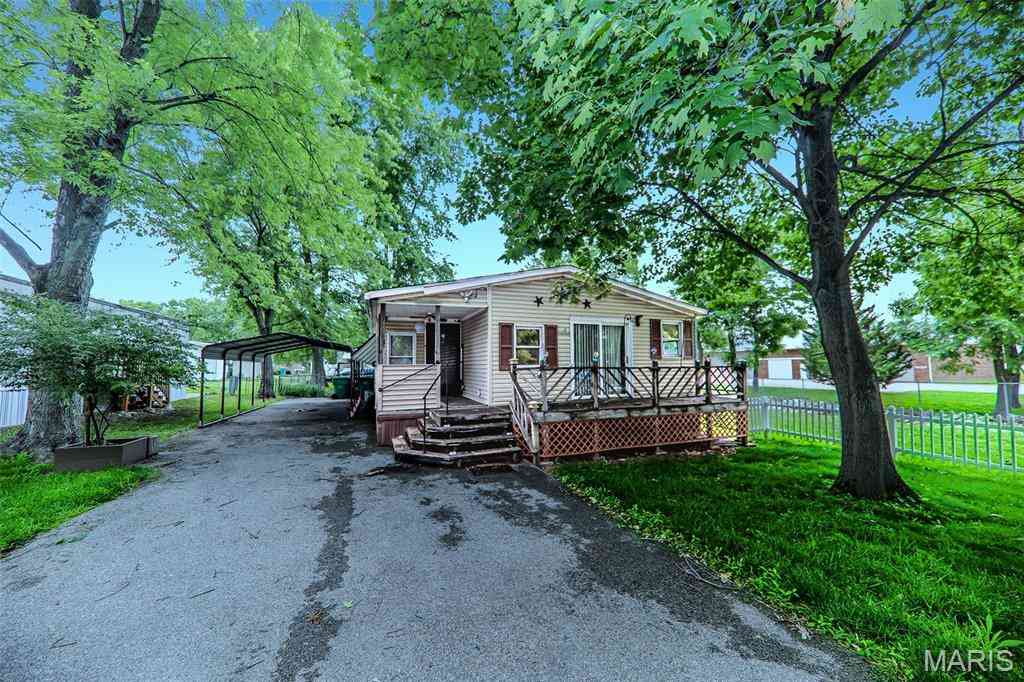Mobile Home For Sale - 1802 Crestview Drive<br/> O'Fallon, IL 62269