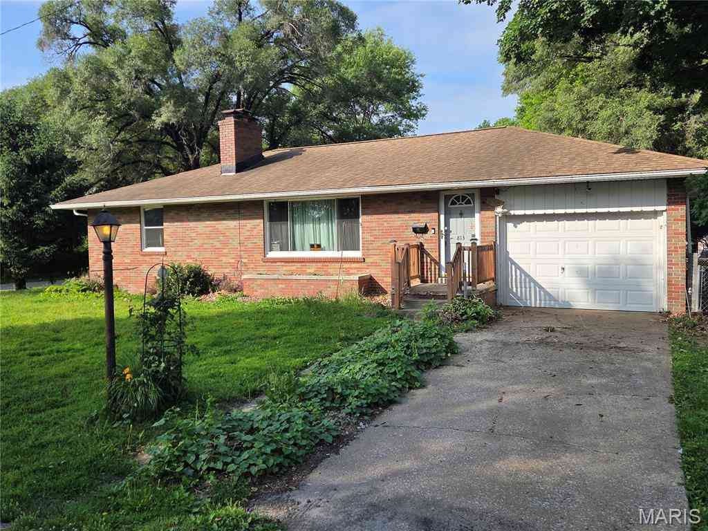 Homes For Sale - 813 Otto Street<br/> Cahokia, IL 62206
