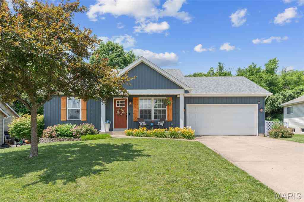 Homes For Sale - 41 Great Owls Way<br/> Winfield, MO 63389