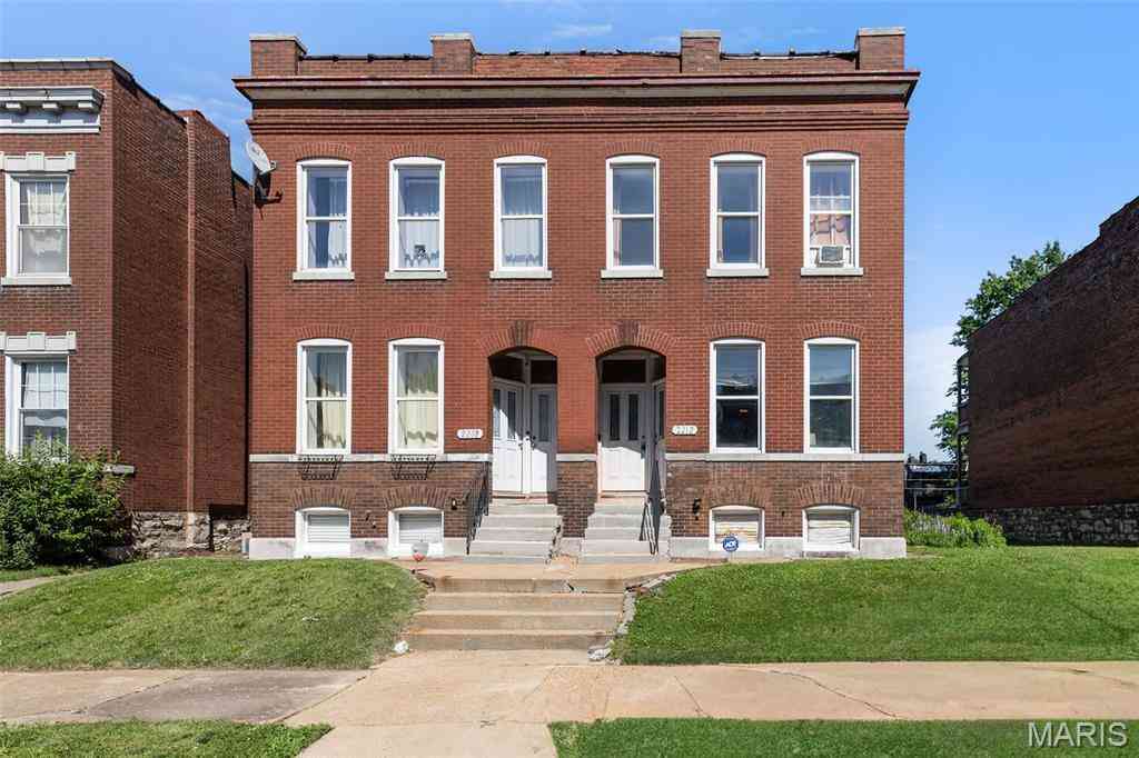 Condo For Sale - 2210 Missouri Avenue<br/> Saint Louis, MO 63104