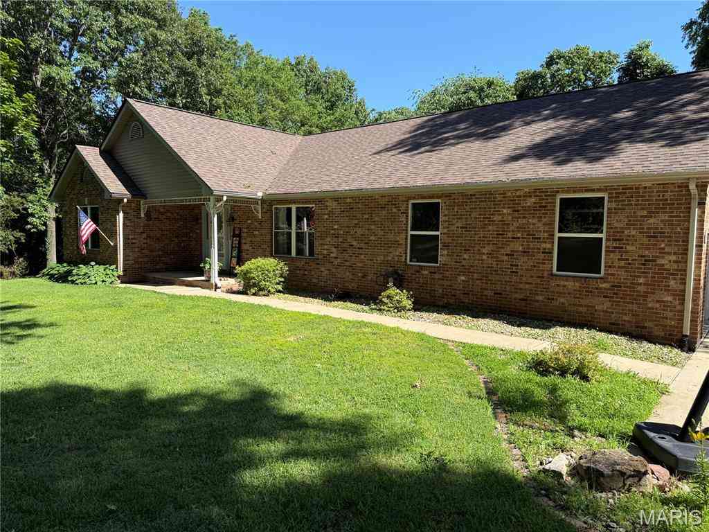 Homes For Sale - 3104 Wild Flower Lane<br/> Saint Clair County, Belleville, IL 62221