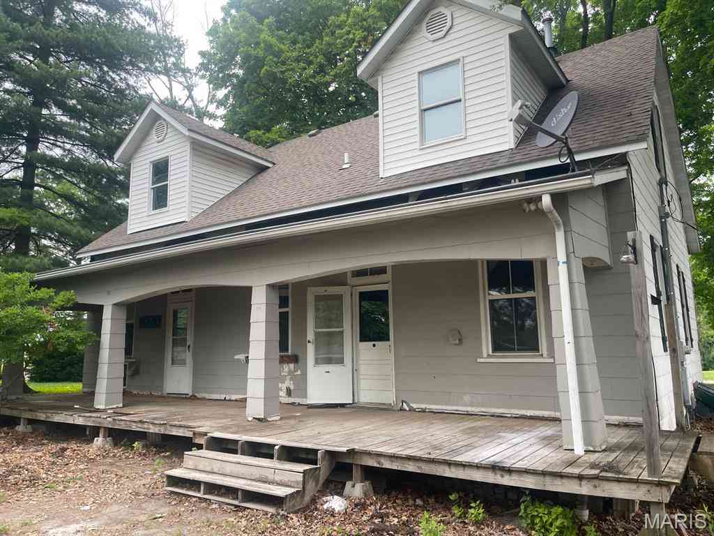 Homes For Sale - 704 Eiler Road<br/> Saint Clair County, Belleville, IL 62223