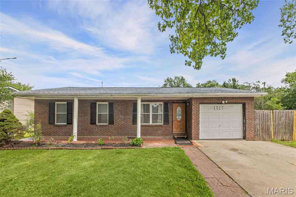 Homes For Sale - 1517 Doris Avenue<br/> Saint Clair County, Cahokia, IL 62206