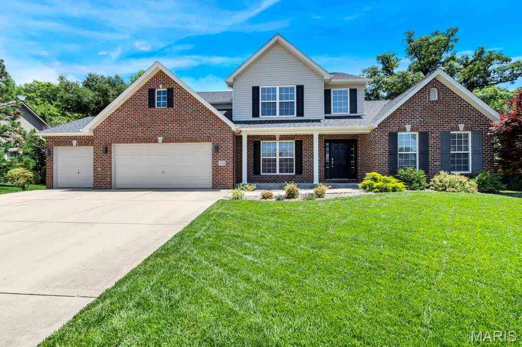 Homes For Sale - 3228 Roan Hill Drive<br/> Saint Clair County, Belleville, IL 62221