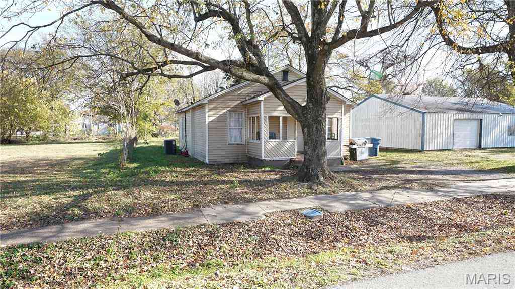 Homes For Sale - 604 N 3rd St<br/> Pemiscot County, Hayti, MO 63851