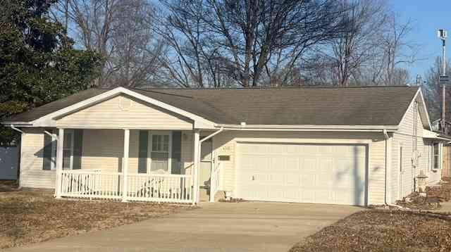 Homes For Sale - 410 Red Howerton St Street<br/> Williamson County, Carterville, IL 62918
