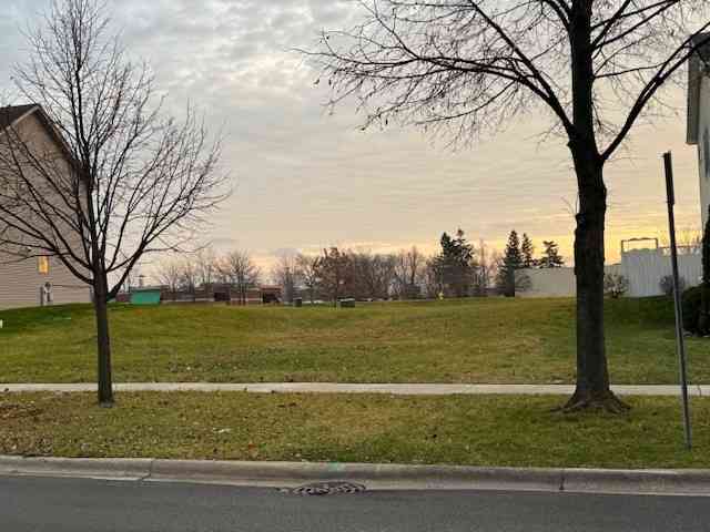 Vacant Land For Sale - 264 Augusta Avenue<br/> West Chicago, IL 60185