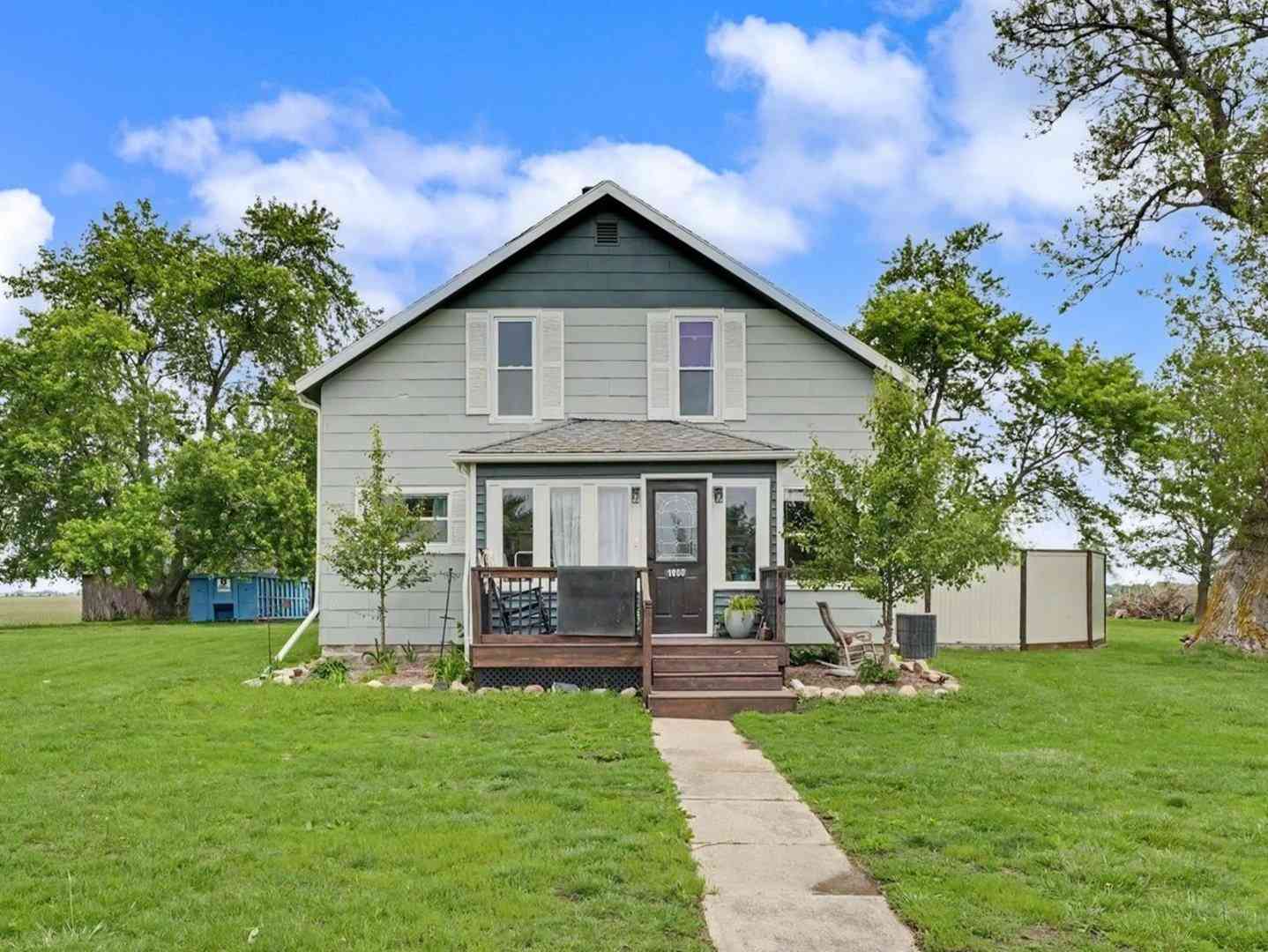 Homes For Sale - 1980 County Road 900<br/> Sidney, IL 61877