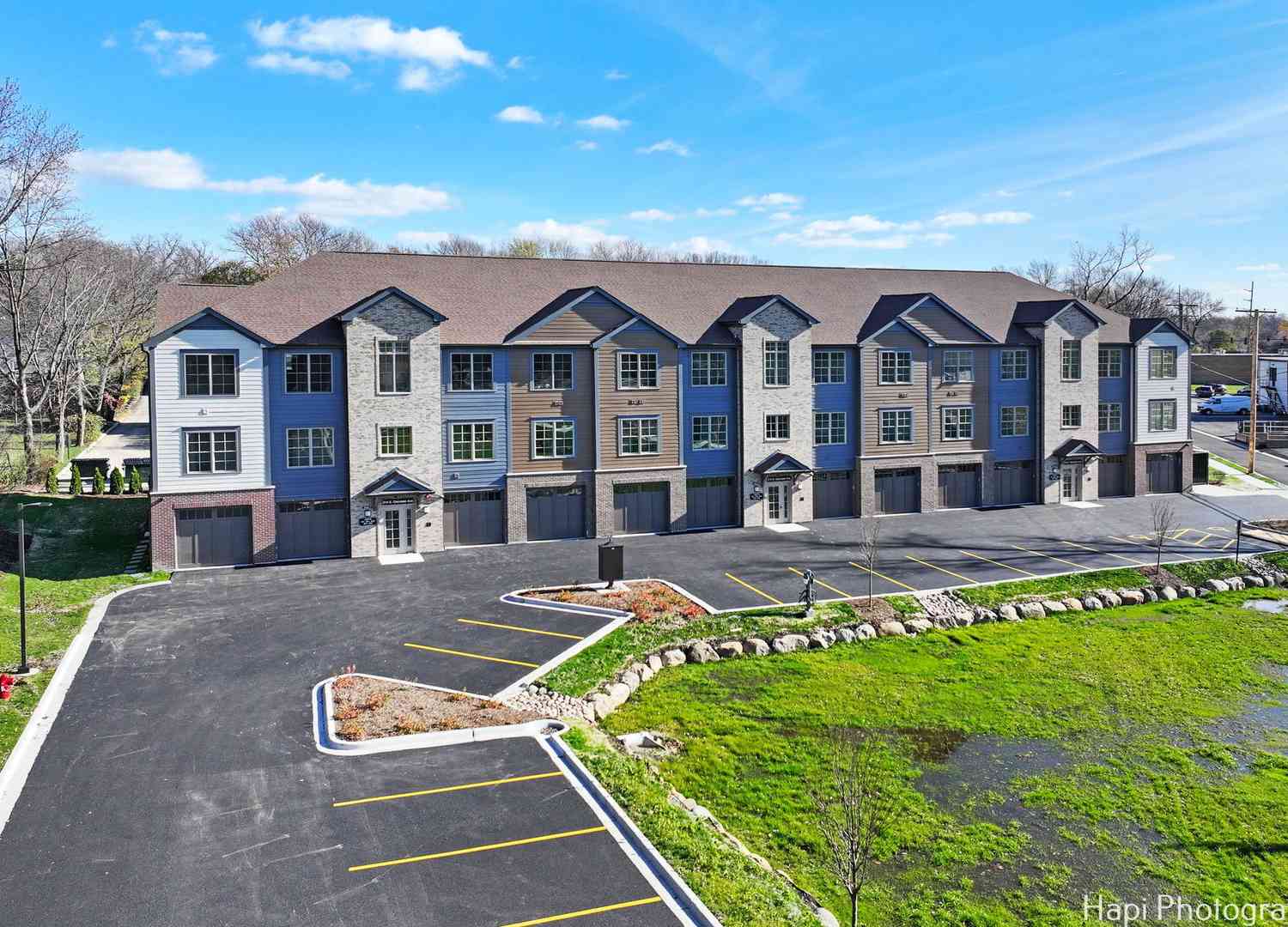 Condo For Sale - 319 S Glendale Avenue #204<br/> Barrington, IL 60010