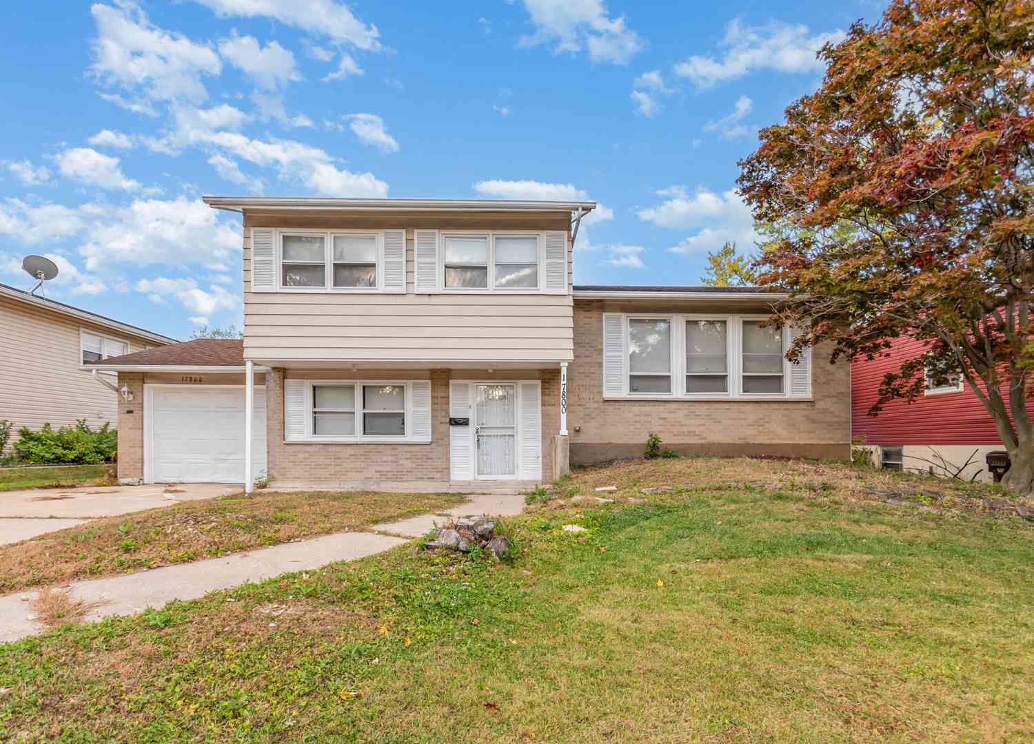 Homes For Sale - 17800 Dogwood Lane<br/> Hazel Crest, IL 60429