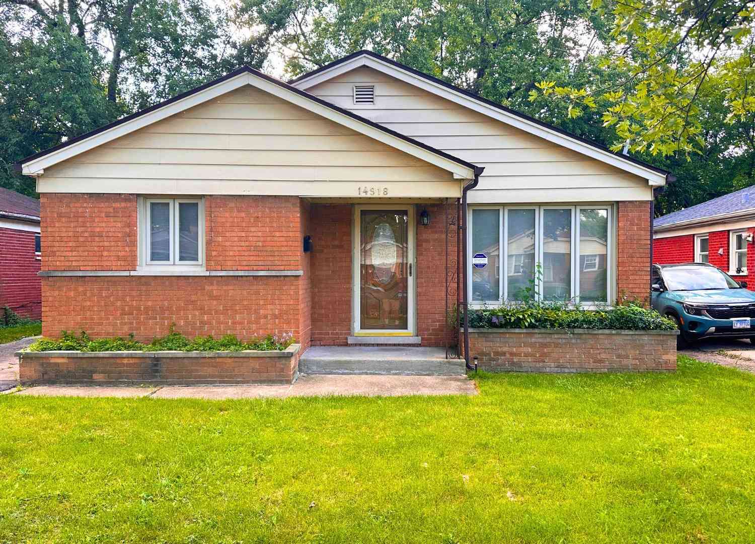 Homes For Sale - 14918 Wabash Avenue<br/> Dolton, IL 60419