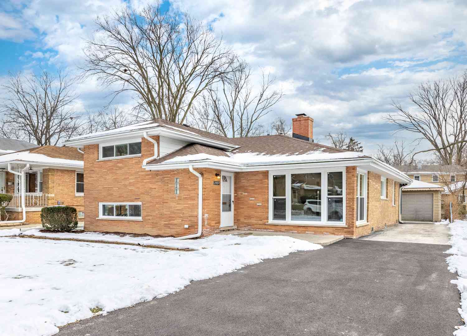 Homes For Sale - 3107 173rd Street<br/> Hazel Crest, IL 60429