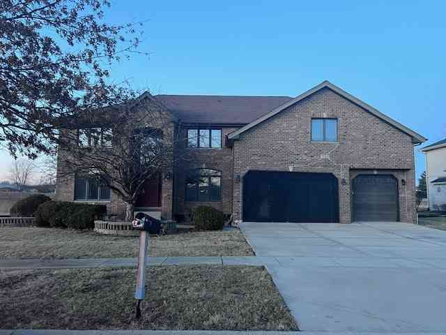 Condo For Sale - 5060 W 187th Street<br/> Country Club Hills, IL 60478
