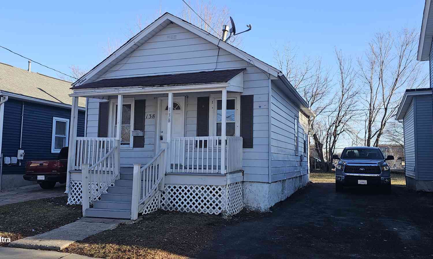 Homes For Sale - 138 N Woodlawn Avenue<br/> Kane County, Aurora, IL 60506