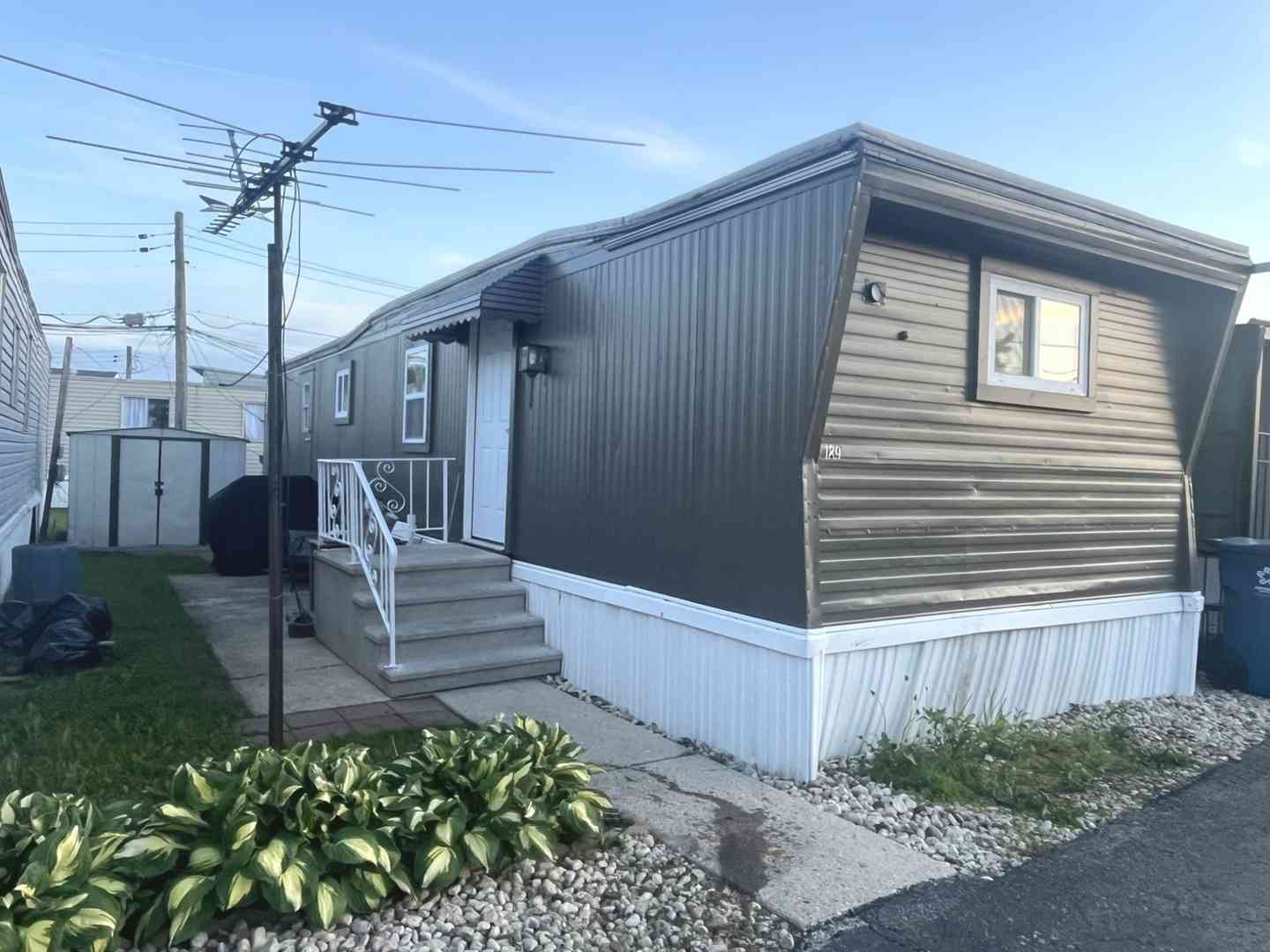 Mobile Home For Sale - 9001 S Cicero Avenue #189<br/> Oak Lawn, IL 60453