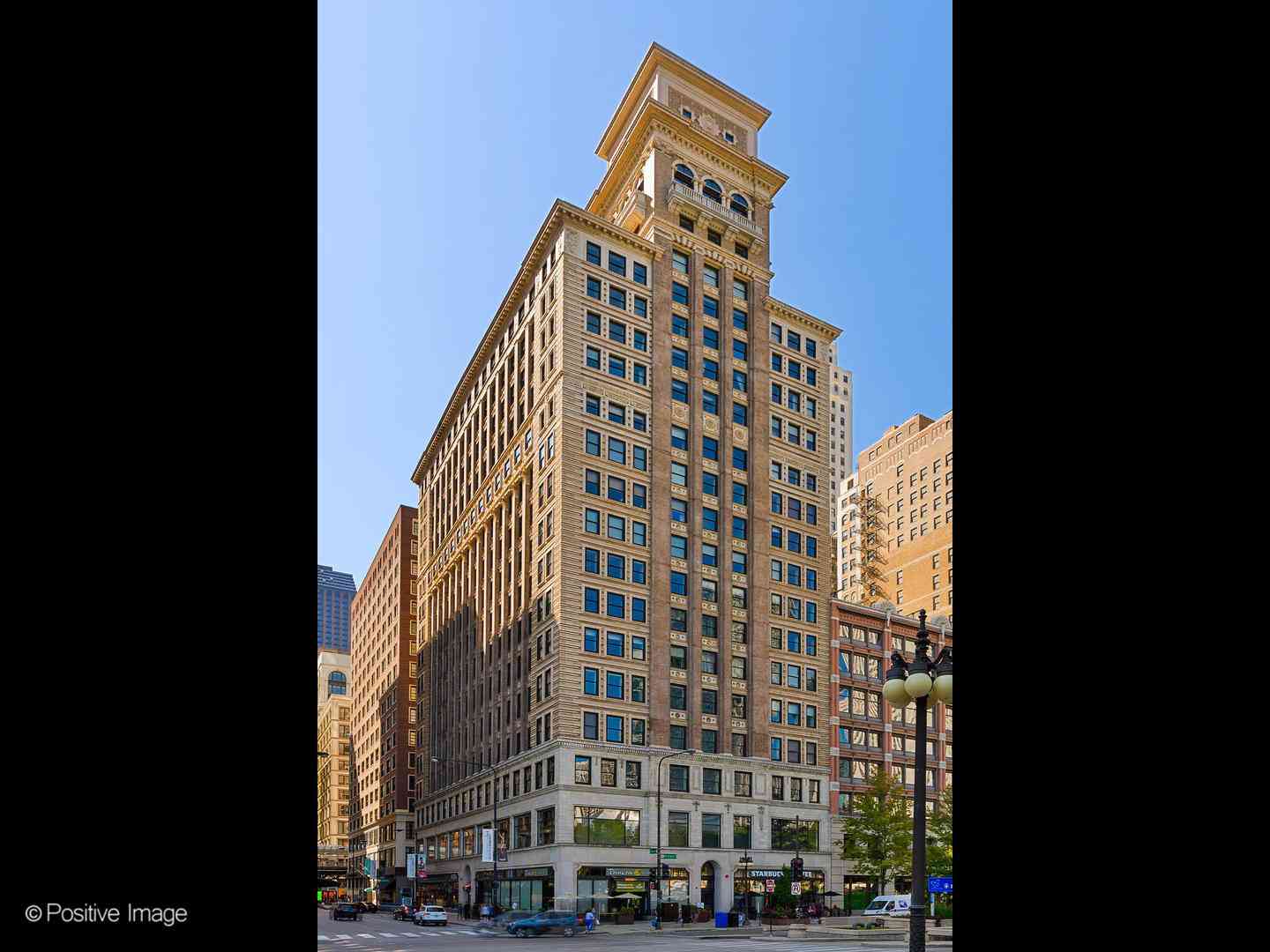 Condo For Sale - 6 N Michigan Avenue #1505<br/> Chicago, IL 60602