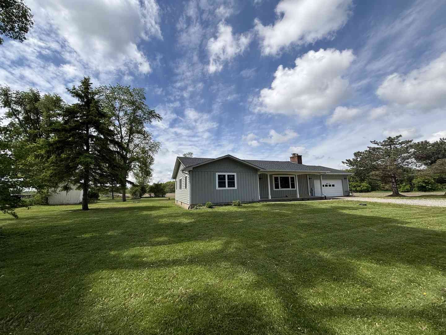 Homes For Sale - 38W715 Huntley Road<br/> Kane County, West Dundee, IL 60118