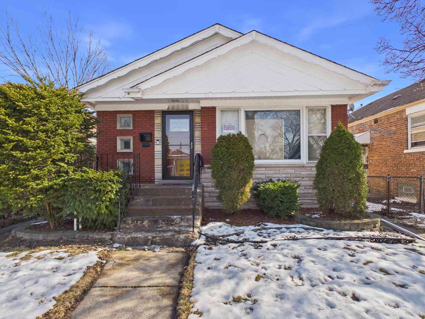 Homes For Sale - 14235 S Wallace Avenue<br/> Riverdale, IL 60827