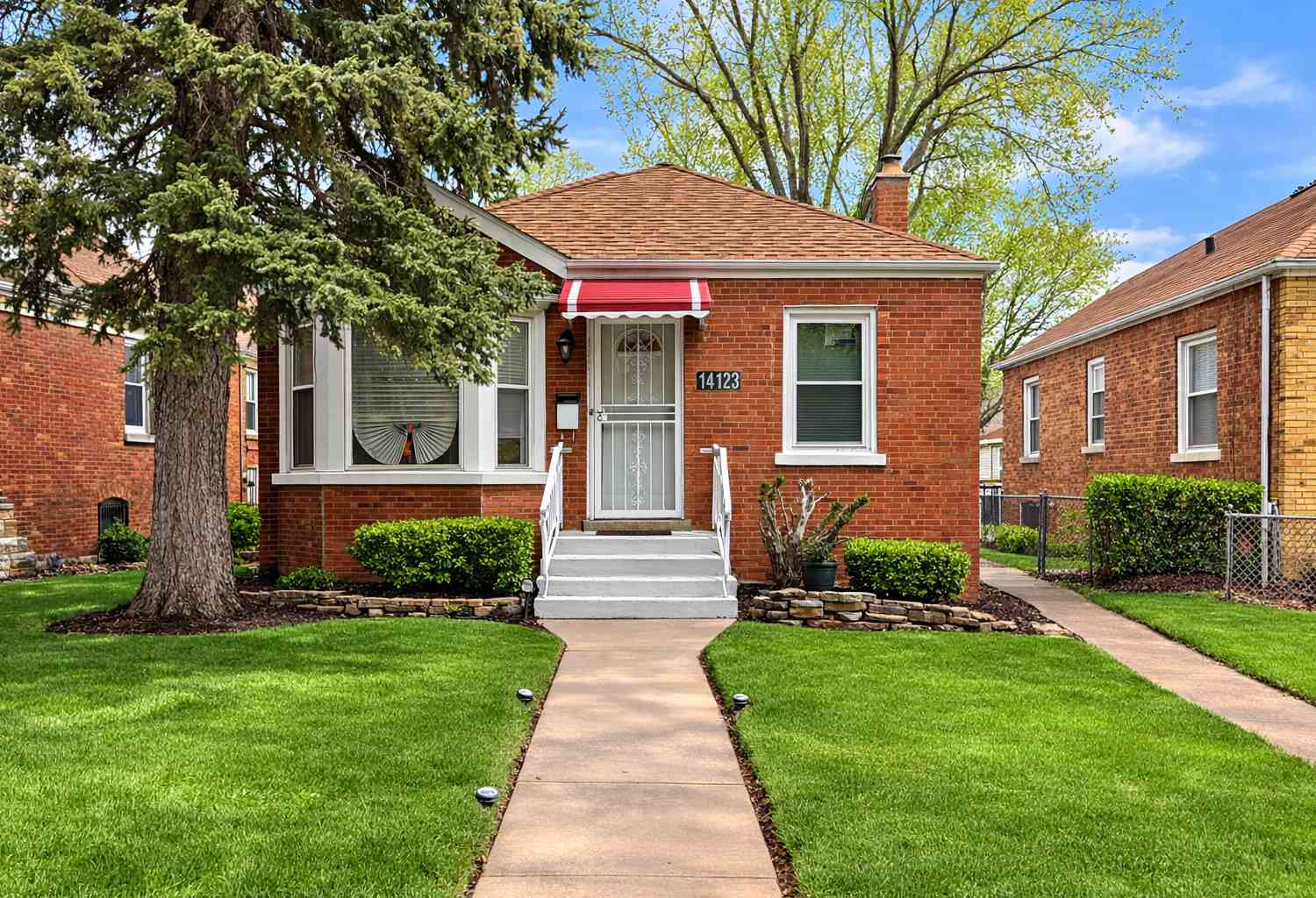 Homes For Sale - 14123 S State Street<br/> Riverdale, IL 60827