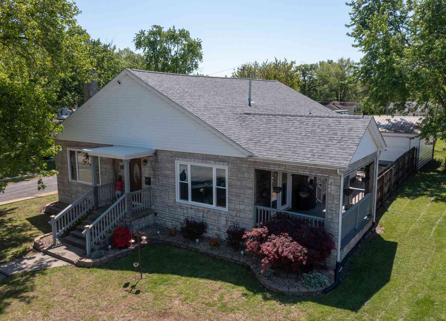 Homes For Sale - 433 E Main Street<br/> Marion County, Salem, IL 62881