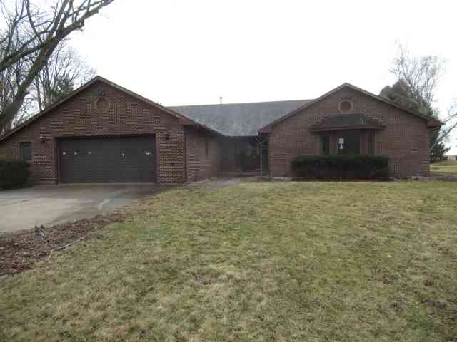 Homes For Sale - 153 Lake Road<br/> Seymour, IL 61875