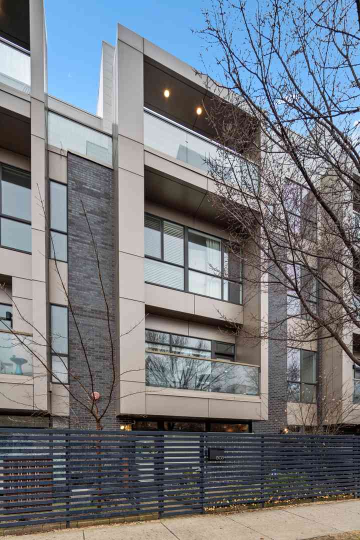 Homes For Sale - 1303 W Diversey Parkway<br/> Chicago, IL 60614