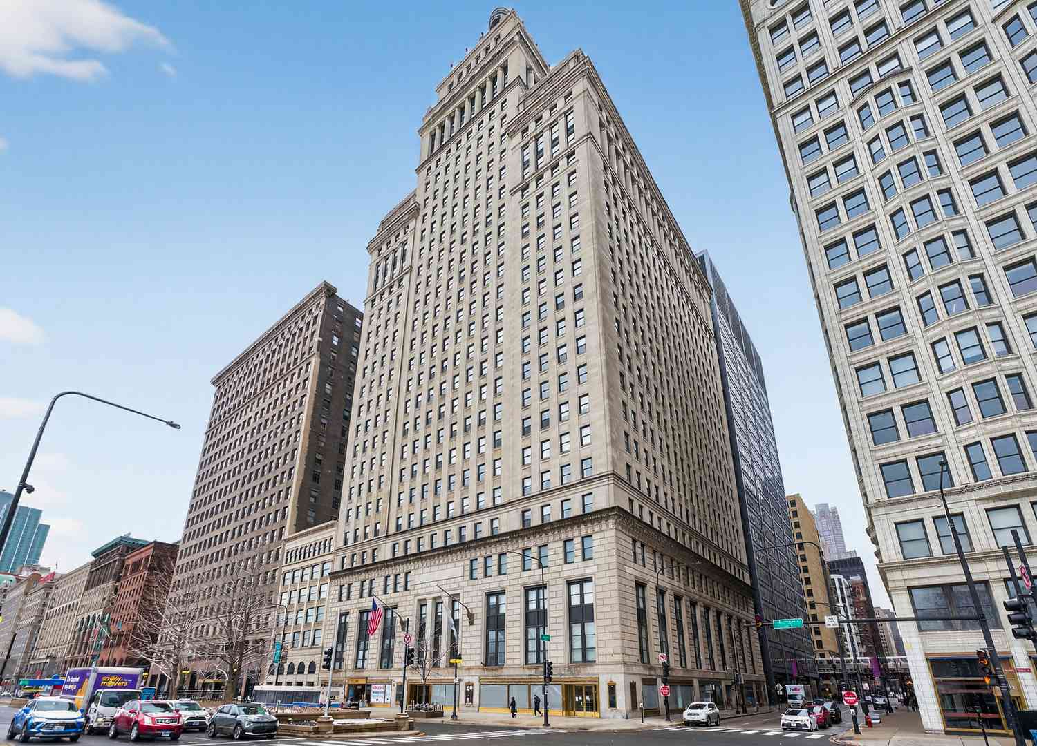 Homes For Sale - 310 S Michigan Avenue #702<br/> Chicago, IL 60604