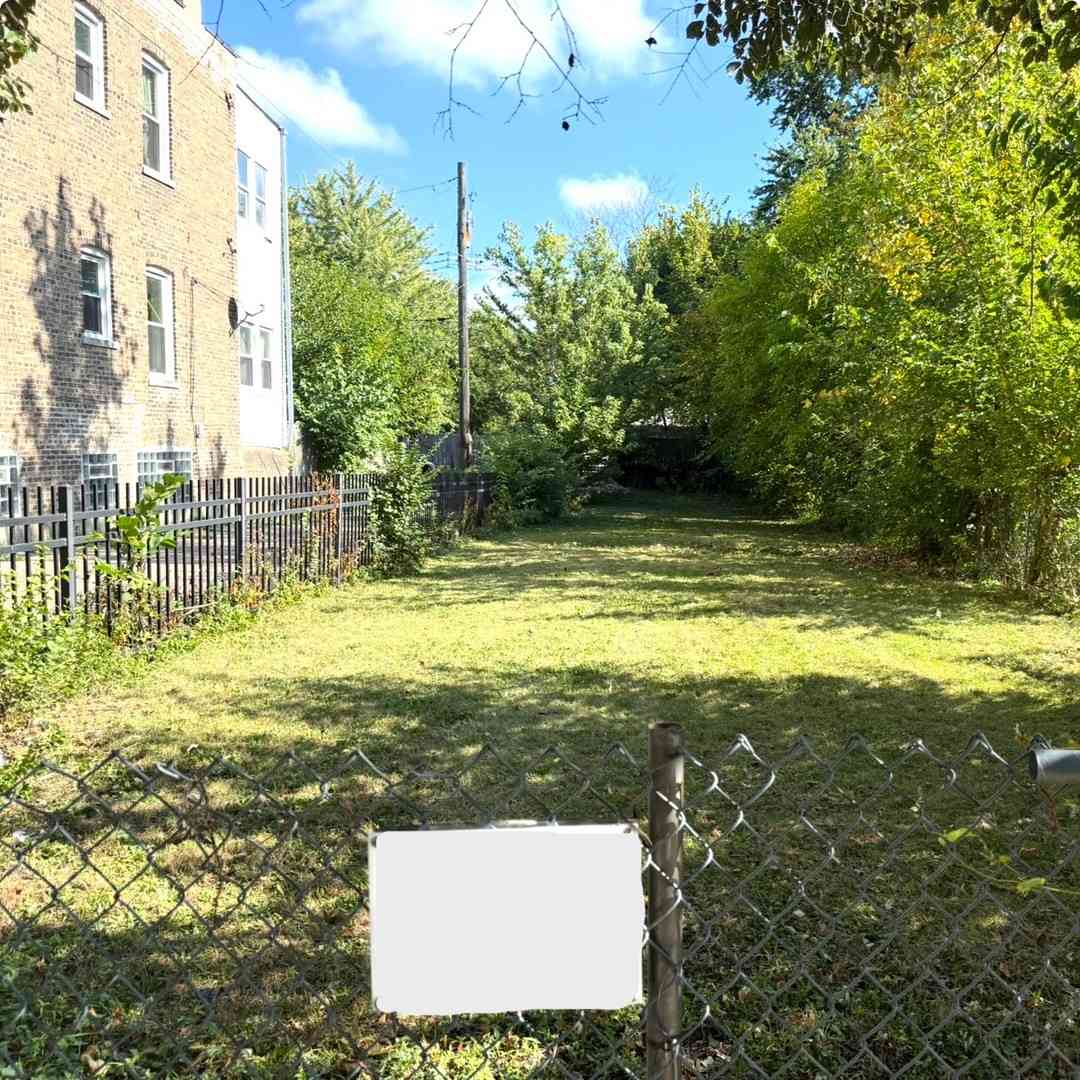 Vacant Land For Sale - 711 N Ridgeway Avenue<br/> Chicago, IL 60624
