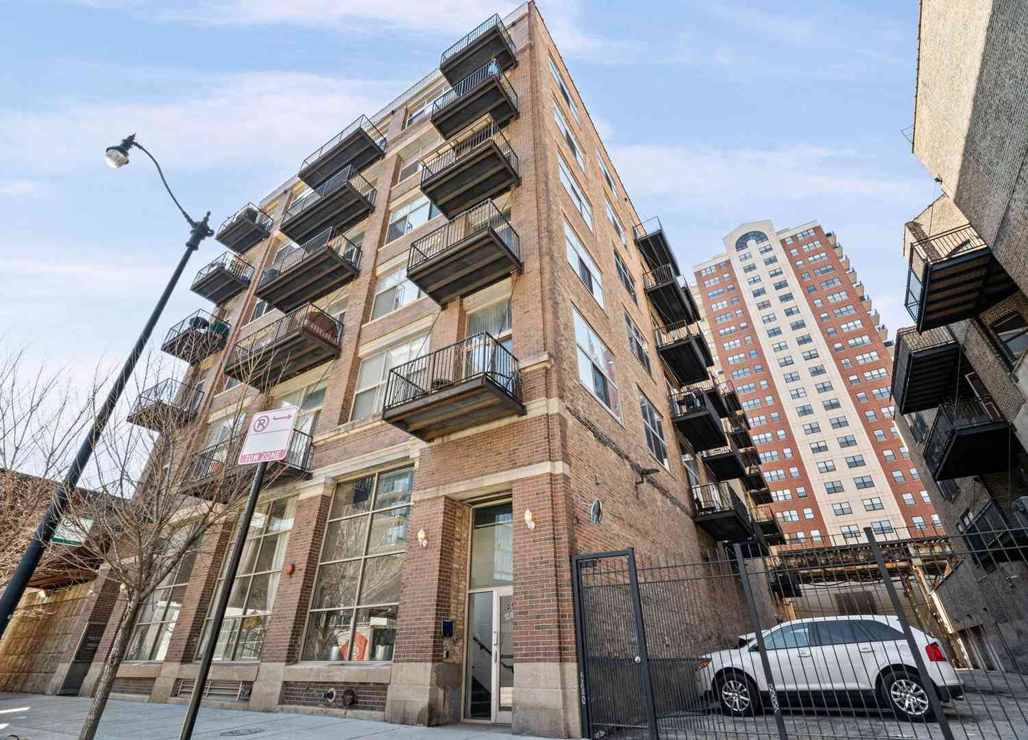 Homes For Sale - 1528 S Wabash Avenue #304<br/> Chicago, IL 60605