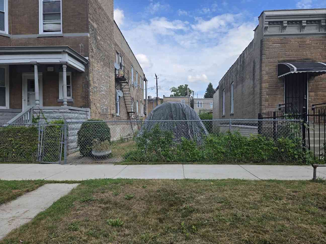 Vacant Land For Sale - 2103 S Trumbull Avenue<br/> Chicago, IL 60623