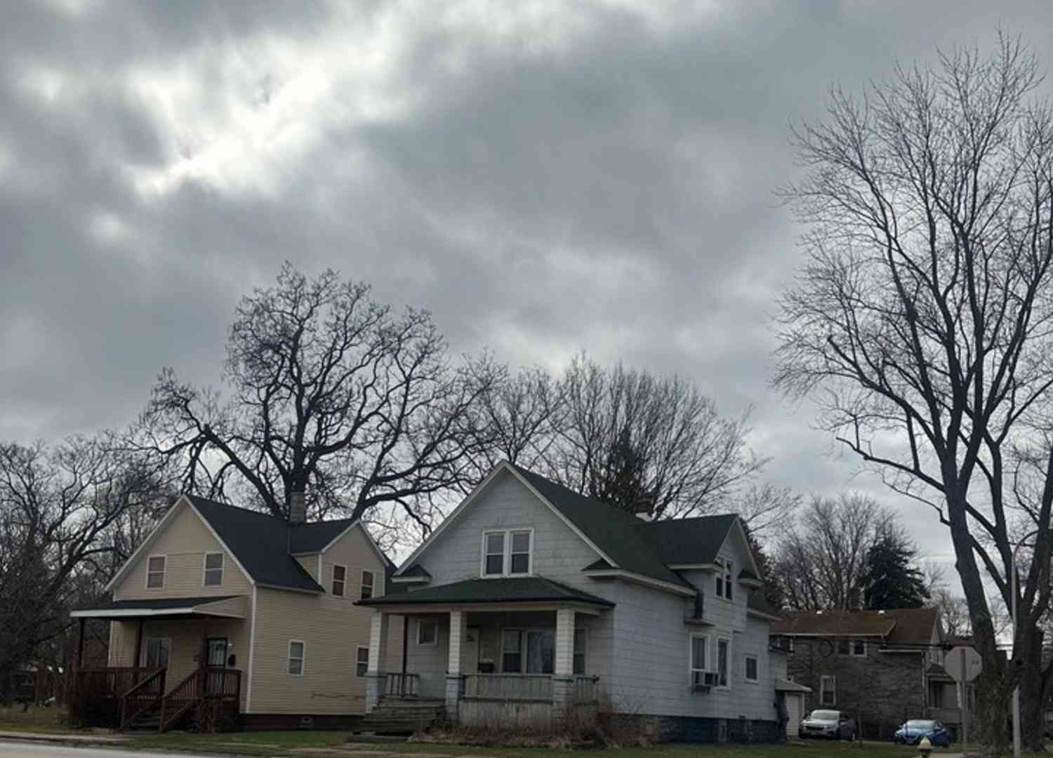 Homes For Sale - 316 W 138th Street<br/> Riverdale, IL 60827