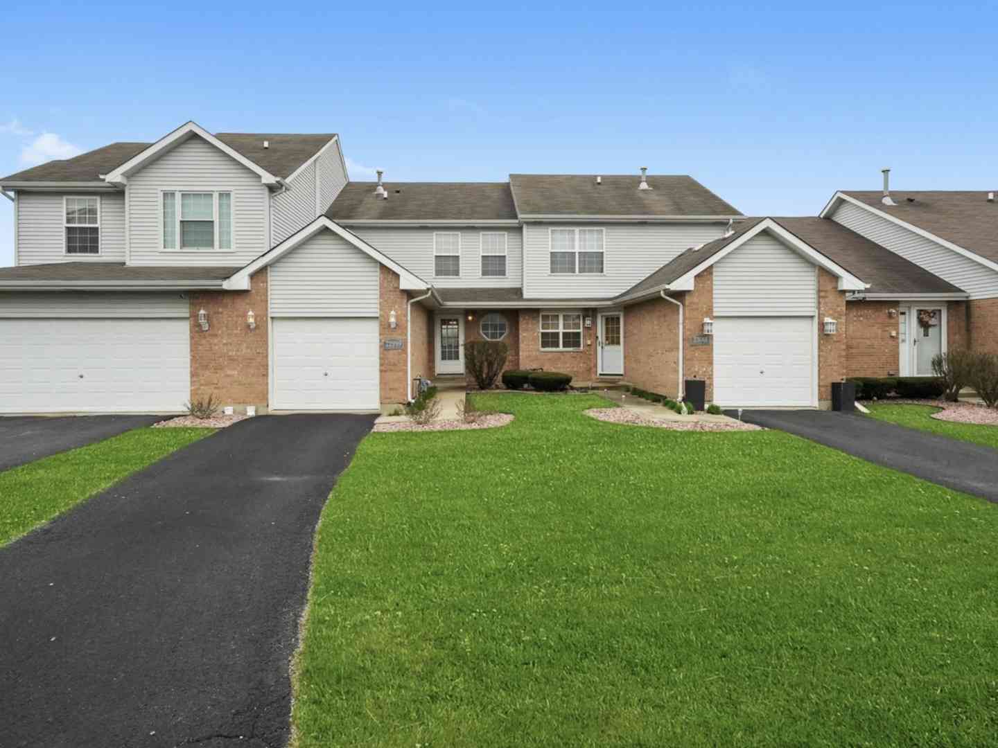 Homes For Sale - 22994 Westwind Drive<br/> Richton Park, IL 60471
