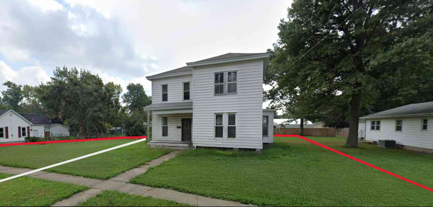 Homes For Sale - 150 E Tanner Street<br/> Morgan County, Waverly, IL 62692