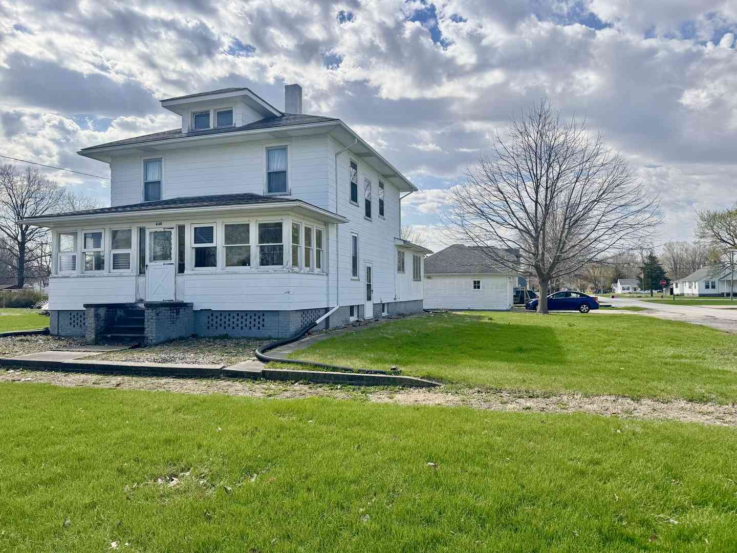 Homes For Sale - 608 W Main Street<br/> Aledo, IL 61231