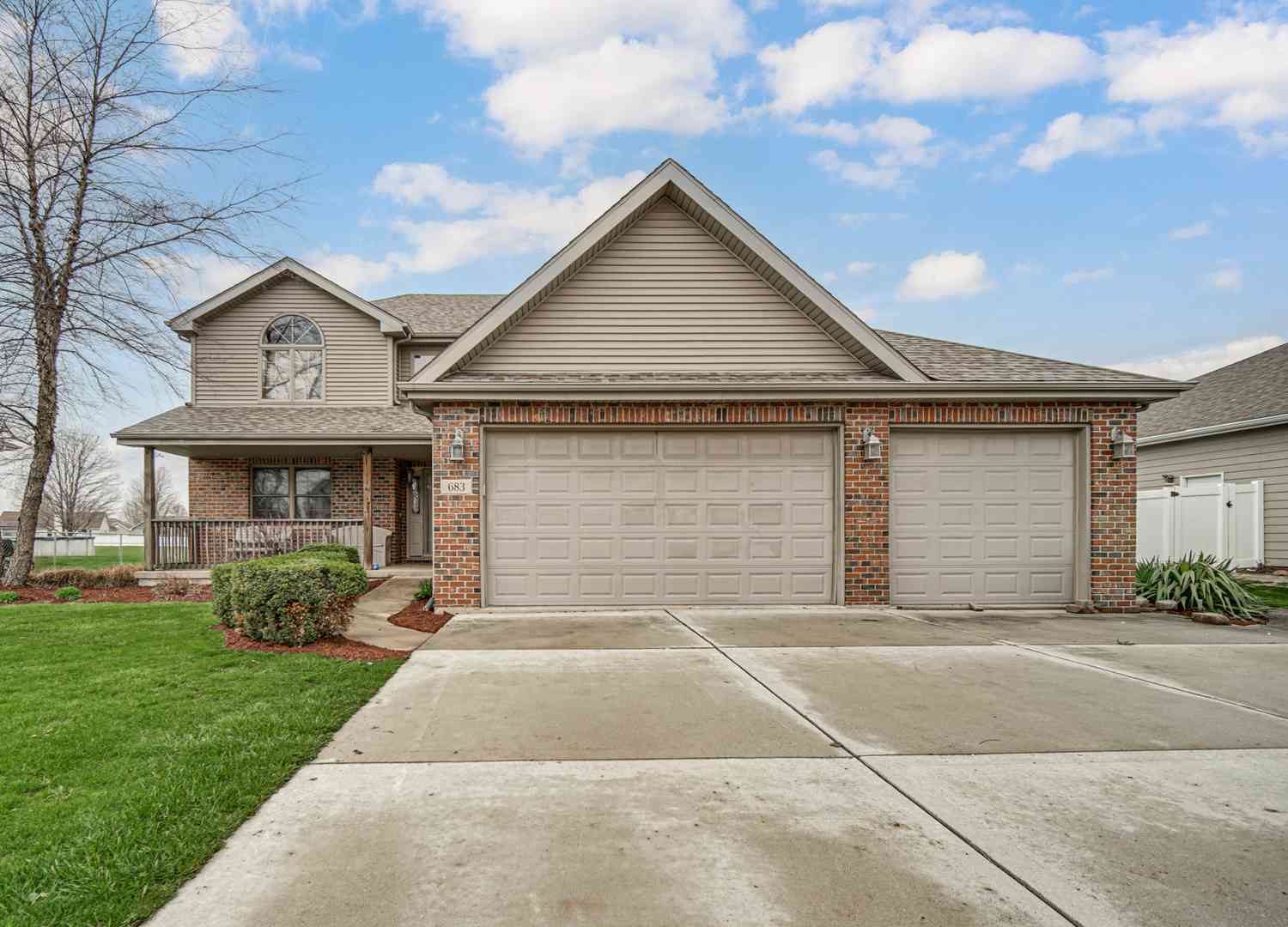 Homes For Sale - 683 Sandburg Drive<br/> Manteno, IL 60950