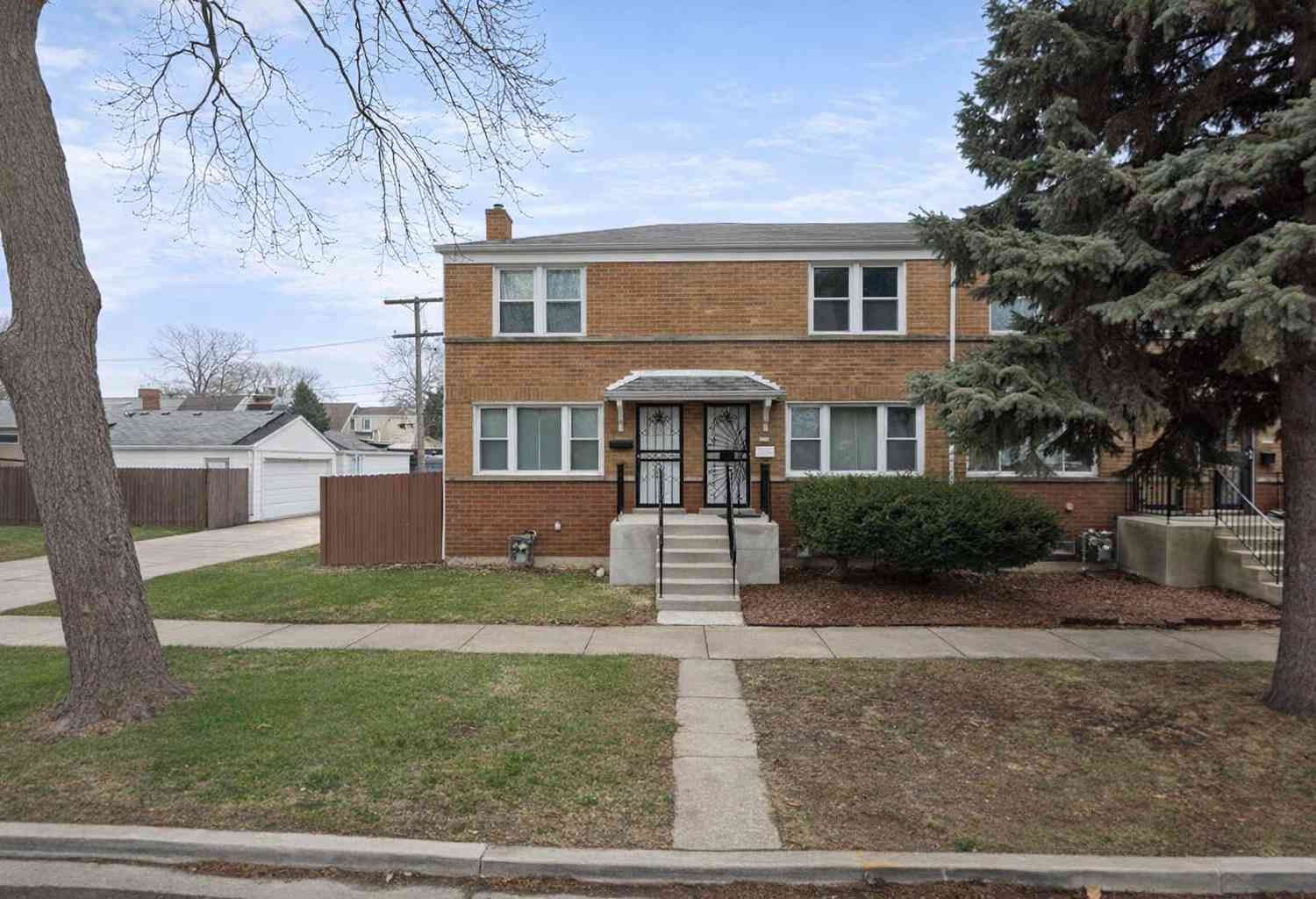 Homes For Sale - 3616 Jackson Street<br/> Bellwood, IL 60104