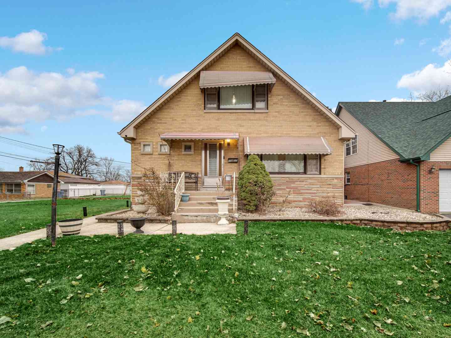 Homes For Sale - 15817 Union Avenue<br/> Harvey, IL 60426
