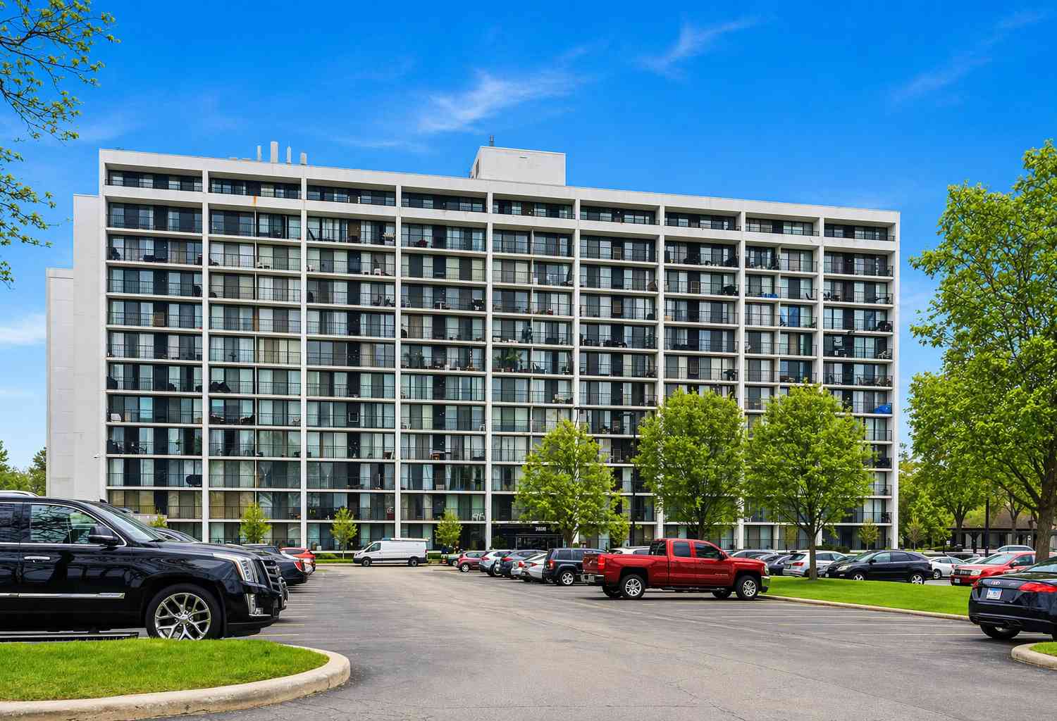 Homes For Sale - 2005 S Finley Road #1102<br/> Lombard, IL 60148