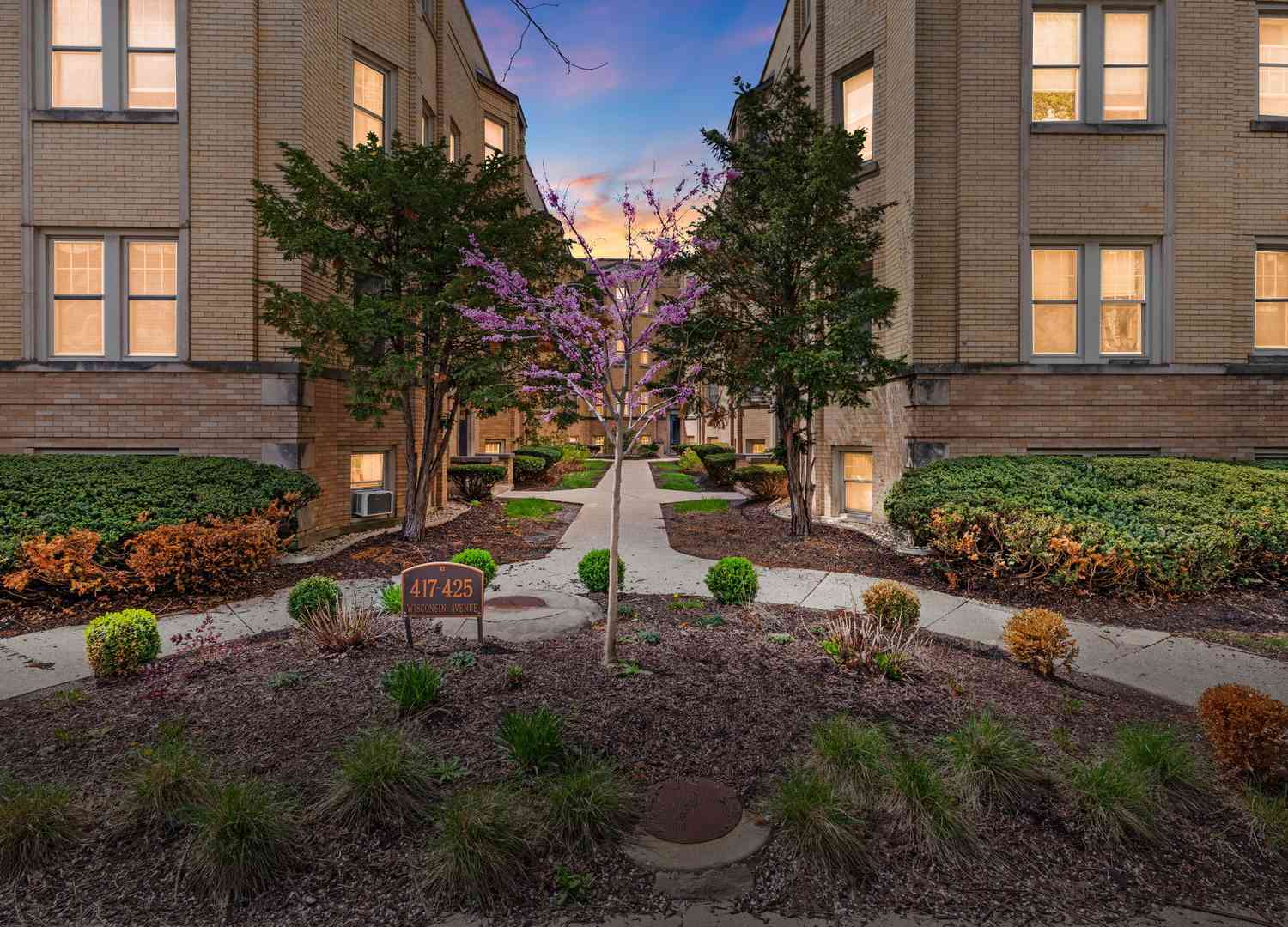 Homes For Sale - 417 Wisconsin Avenue #GN<br/> Oak Park, IL 60302