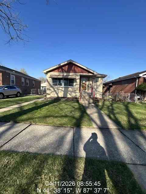 Homes For Sale - 14122 S Edbrooke Avenue<br/> Riverdale, IL 60827