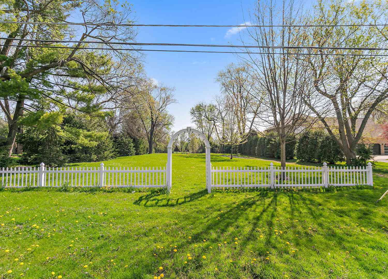 Vacant Land For Sale - 2803 N Vista Road<br/> Arlington Heights, IL 60004