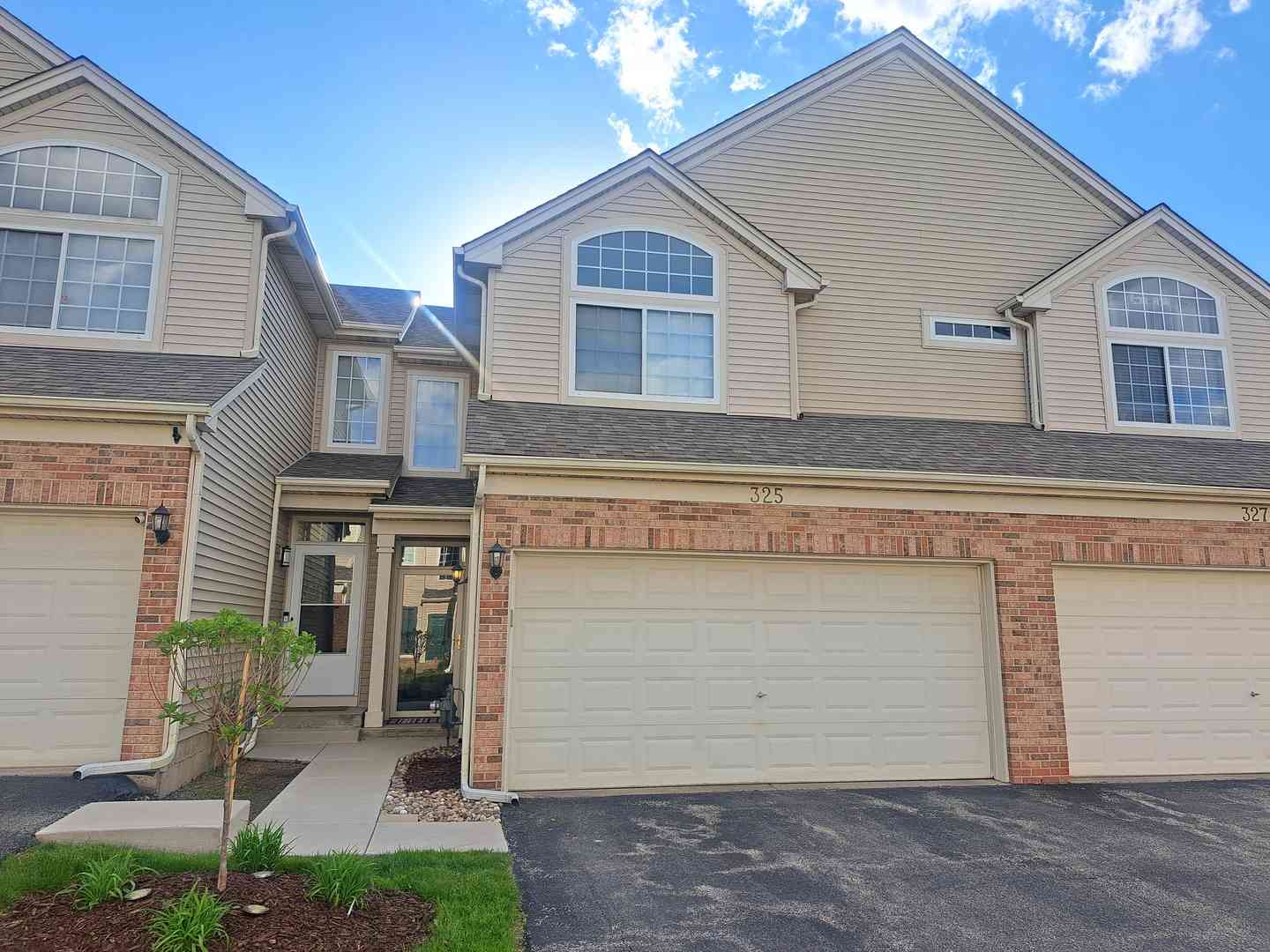 Homes For Sale - 325 N Patriot Drive<br/> Hainesville, IL 60030