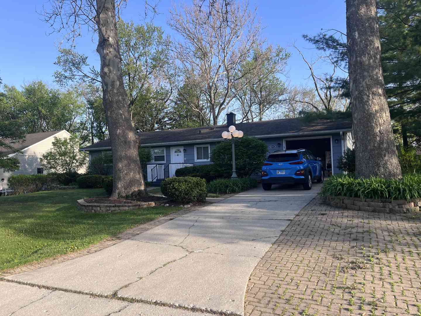 Homes For Sale - 641 Jonquil Avenue<br/> Lisle, IL 60532