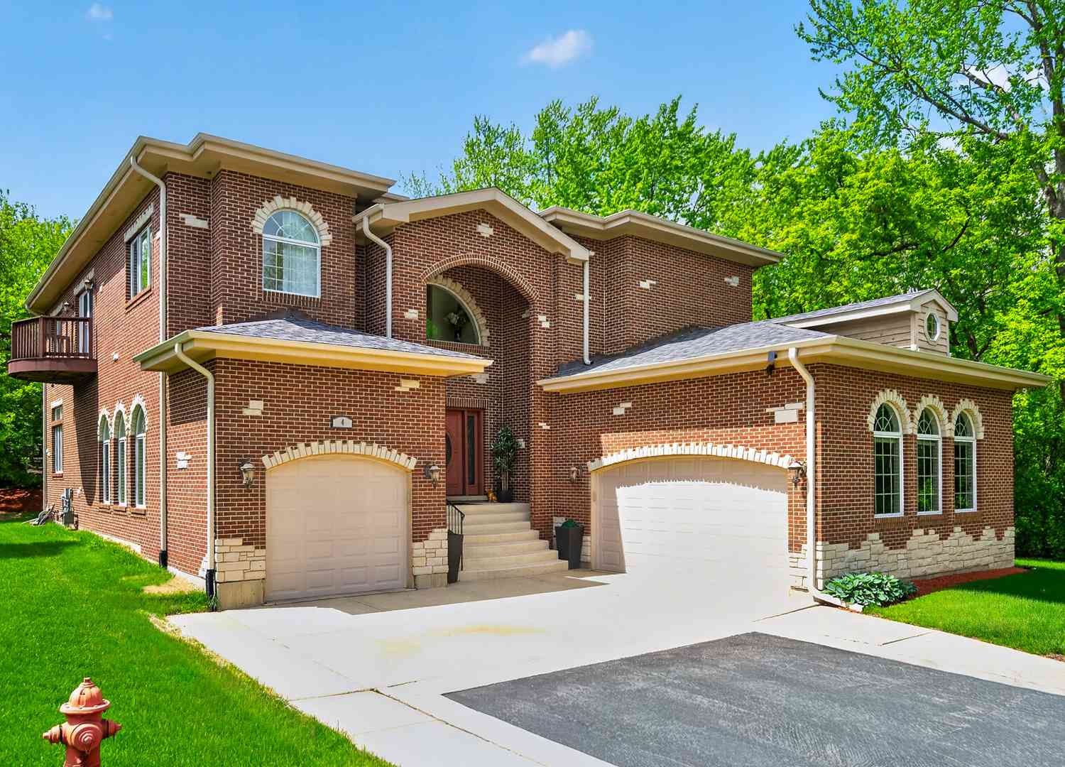 Homes For Sale - 4 Dani Lane<br/> Schaumburg, IL 60173
