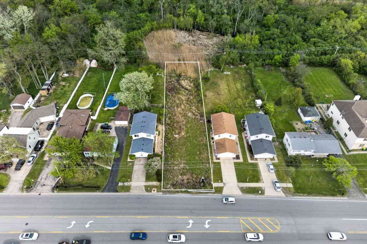 Vacant Land For Sale - 635 N Columbine Avenue<br/> Lombard, IL 60148