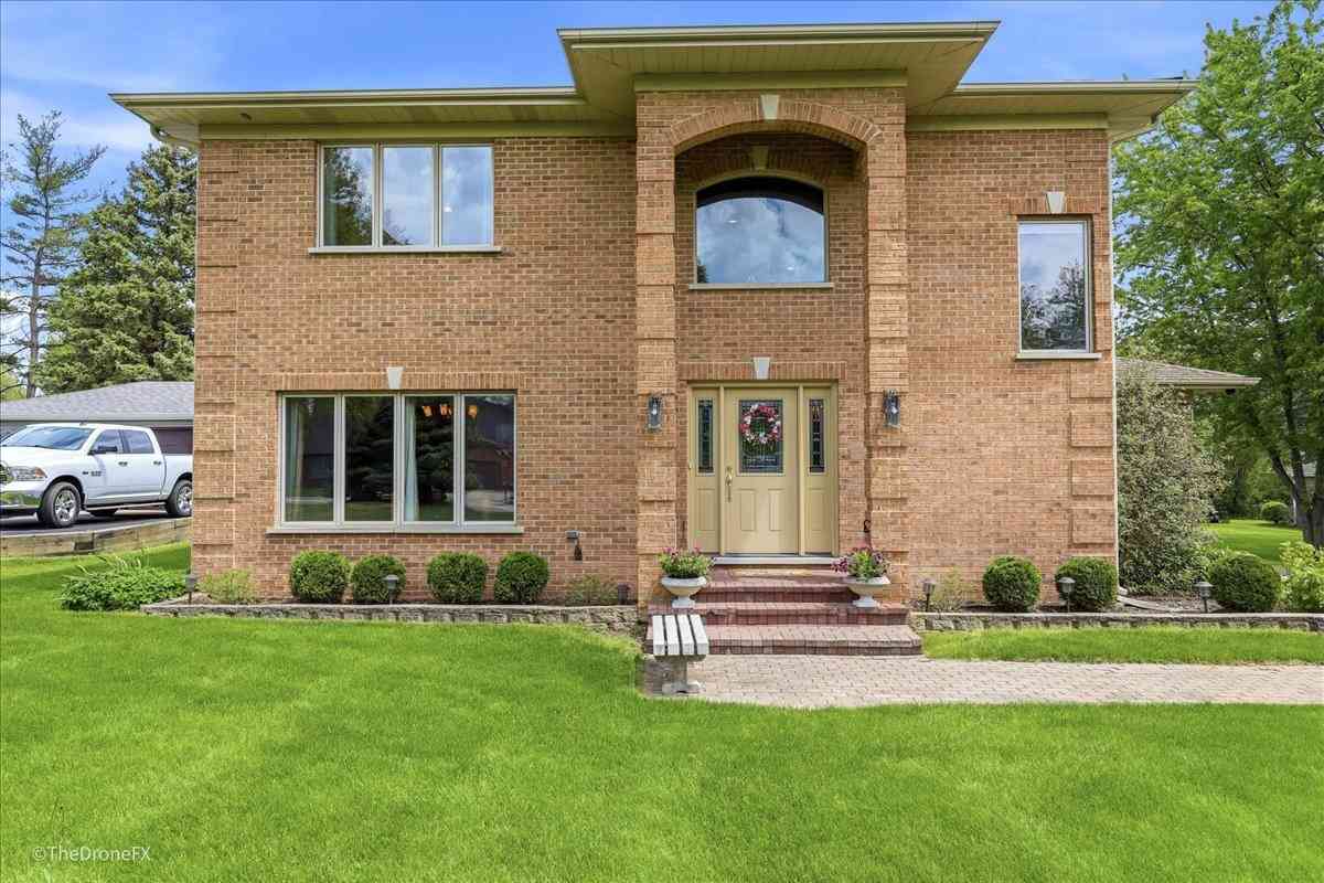 Homes For Sale - 1N589 Goodrich Avenue<br/> Glen Ellyn, IL 60137